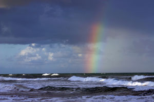 arc en ciel sur l'ocean