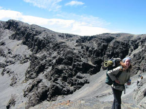 Bolivie, Camino del inca del choro, manu qui marche dans la montagne bolivienne