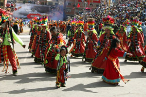 Danseurs de Tinku au carnaval d'oruro
