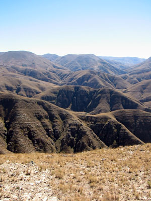 Bolivie, Cochabamba, paysage le long de la route vers Sivingani