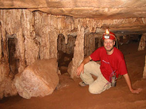 Bolivie, Cochabamba, Toro Toro, vincent dans la nef des grottes